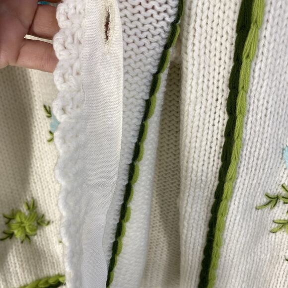🦋 May Co Womens 38 Medium Embroidered Butterfly Cardigan Cottagecore 🦋 - Picture 3 of 13